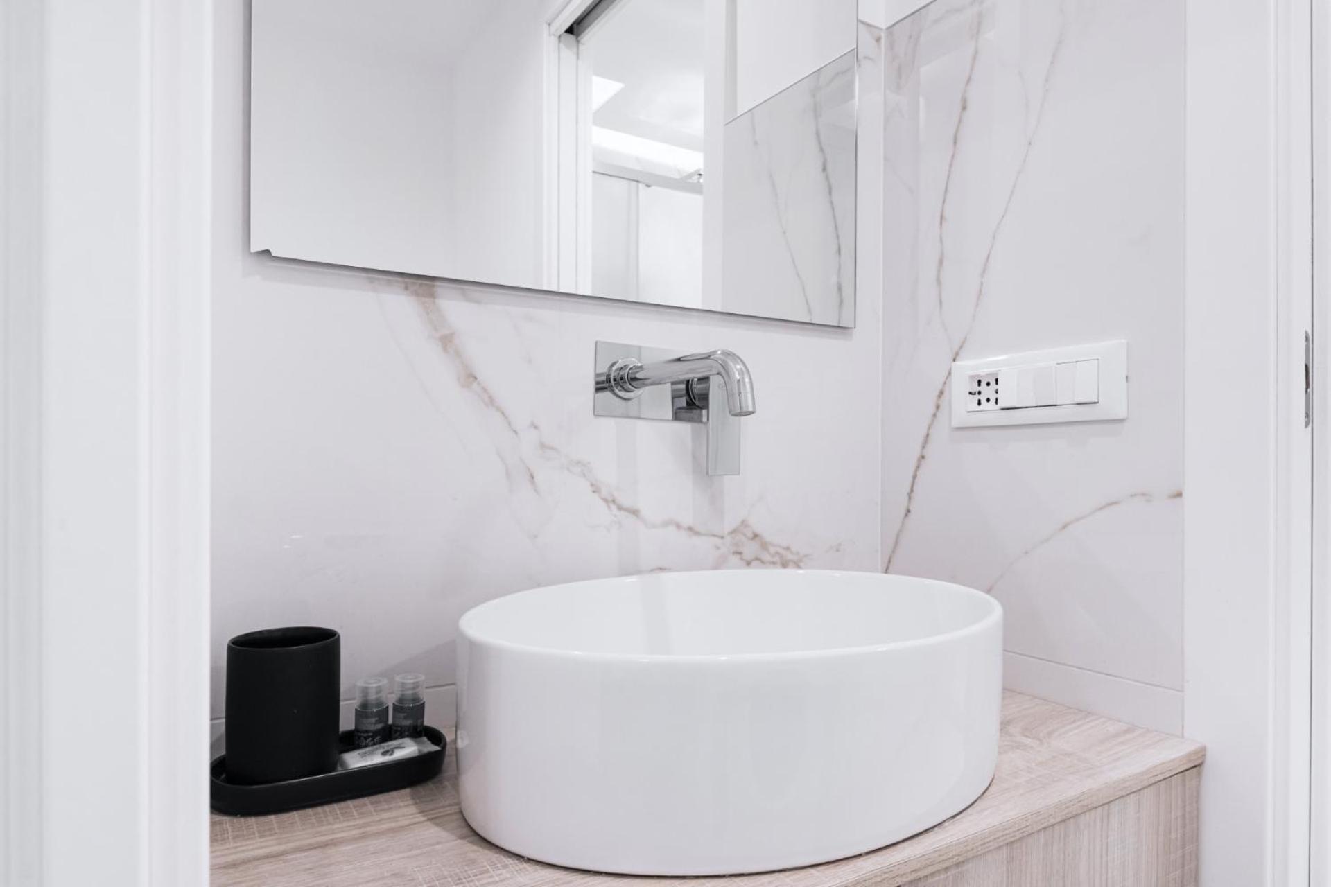 Apartamento Easylife - Residenza Chic Vicino Al Duomo